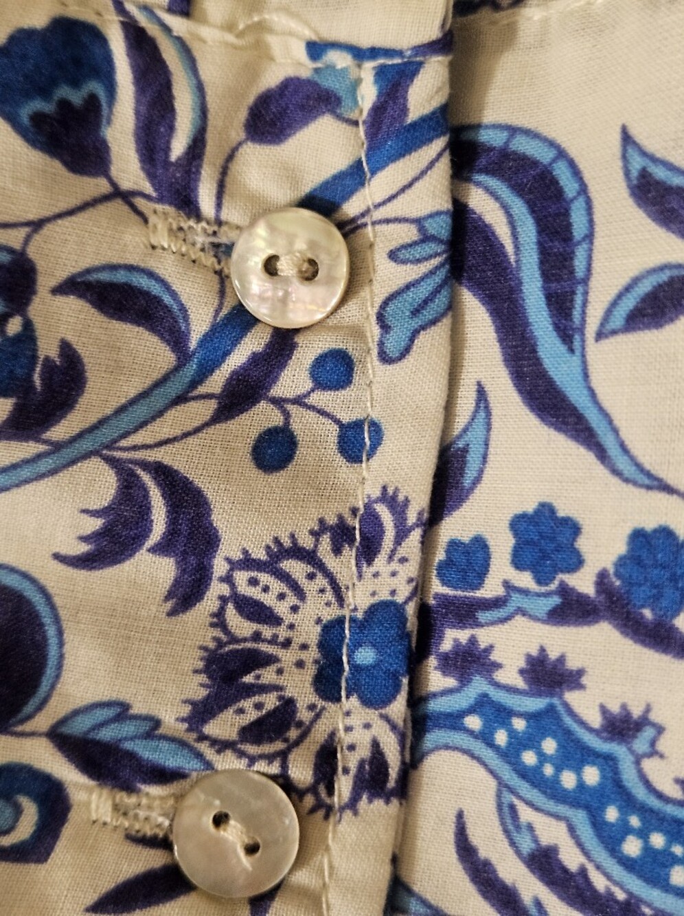 NWT Chelsea & Theodore Blue White Floral Block Print Button Front Shirt Sz 2X - Picture 7 of 11